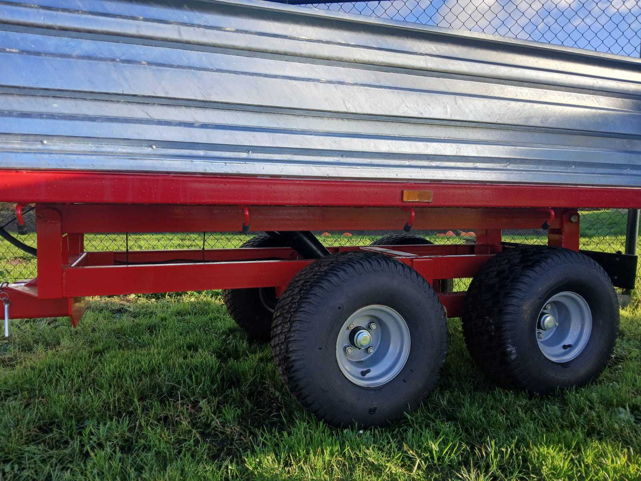 Boxer - Trailer jungkit pertanian/ Tempat sampah: gambar 4 Boxer - Trailer jungkit pertanian/ Tempat sampah: gambar 4