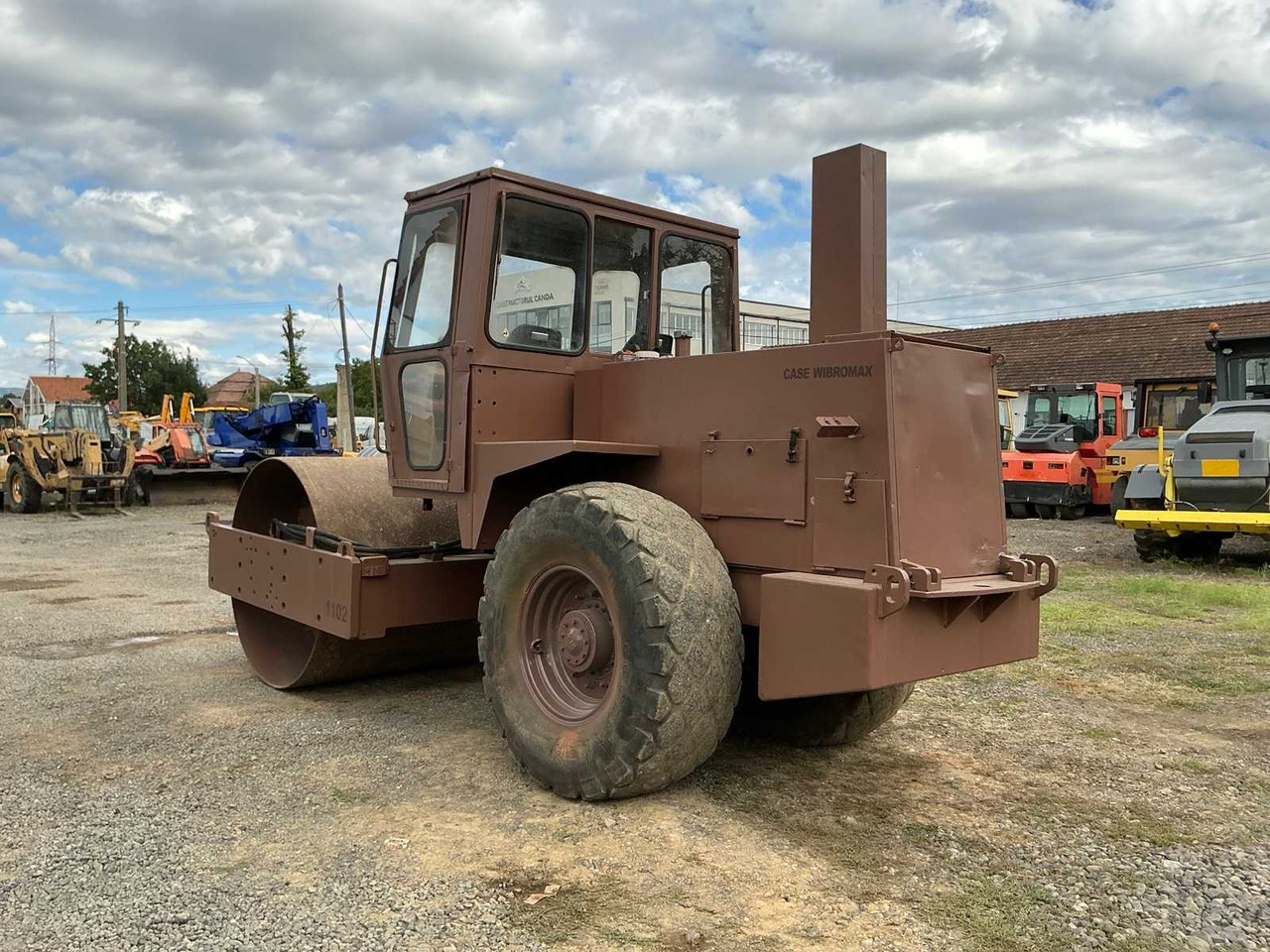 CASE VIBROMAX 1102 - Pemadat: gambar 4 CASE VIBROMAX 1102 - Pemadat: gambar 4