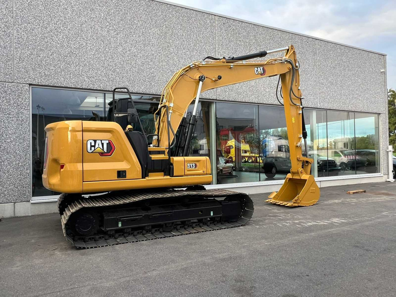 CAT 2022 CAT 313 CRAWLER EXCAVATOR UNUSED - Ekskavator perayap: gambar 4 CAT 2022 CAT 313 CRAWLER EXCAVATOR UNUSED - Ekskavator perayap: gambar 4