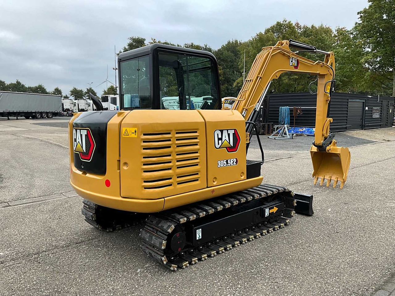 CAT 305.5E2 - Ekskavator perayap: gambar 5 CAT 305.5E2 - Ekskavator perayap: gambar 5