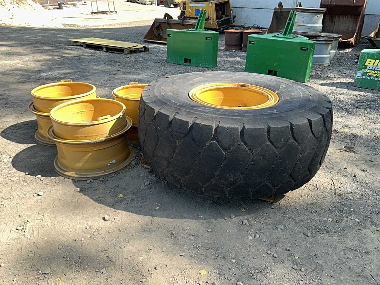CAT 924 - Roda/ Ban untuk Traktor: gambar 1 CAT 924 - Roda/ Ban untuk Traktor: gambar 1