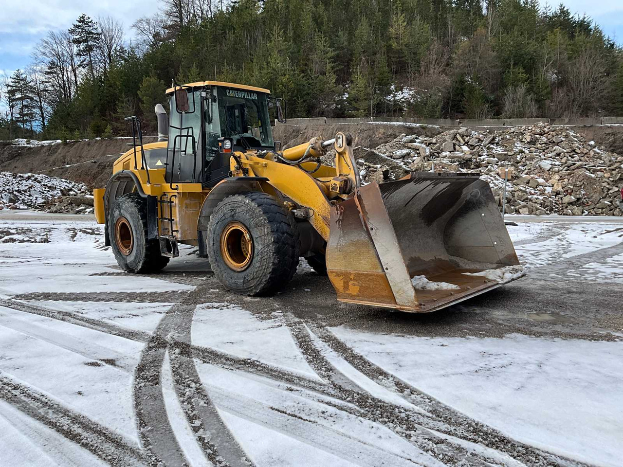 CAT 972H - Wheel loader: gambar 1 CAT 972H - Wheel loader: gambar 1