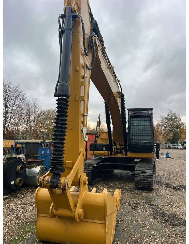 CATERPILLAR - 2016 - 320 D2 - CRAWLER EXCAVATOR - Ekskavator: gambar 4 CATERPILLAR - 2016 - 320 D2 - CRAWLER EXCAVATOR - Ekskavator: gambar 4