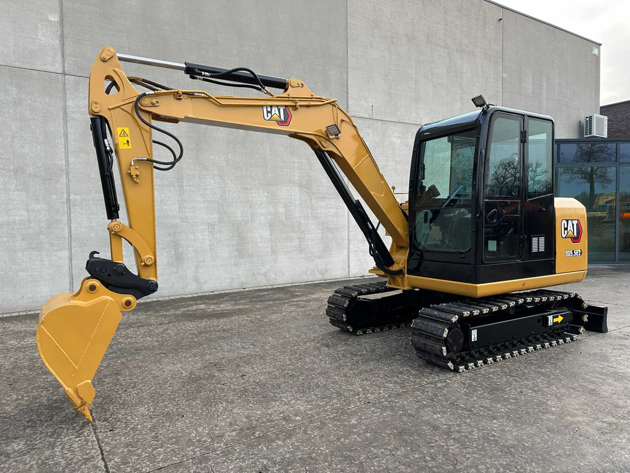 CATERPILLAR - 2017 - 305.5E2 - MIDI EXCAVATOR - Ekskavator: gambar 1 CATERPILLAR - 2017 - 305.5E2 - MIDI EXCAVATOR - Ekskavator: gambar 1