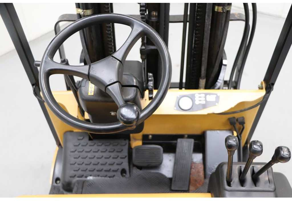 CATERPILLAR - EP15KRT - FORKLIFT TRIPLEX - SIDESHIFT, 3590 HOURS - Forklift: gambar 3 CATERPILLAR - EP15KRT - FORKLIFT TRIPLEX - SIDESHIFT, 3590 HOURS - Forklift: gambar 3