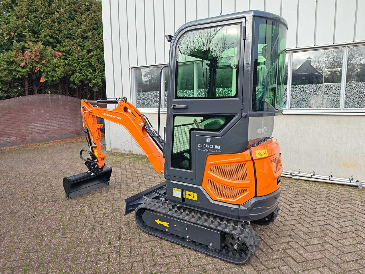 COUGAR - 2025 - XT-18U - MINI EXCAVATOR WITH KUBOTA ENGINE D902 - Ekskavator mini: gambar 3 COUGAR - 2025 - XT-18U - MINI EXCAVATOR WITH KUBOTA ENGINE D902 - Ekskavator mini: gambar 3