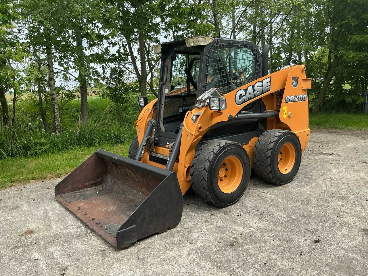 Case SR200 - Skid steer: gambar 2 Case SR200 - Skid steer: gambar 2