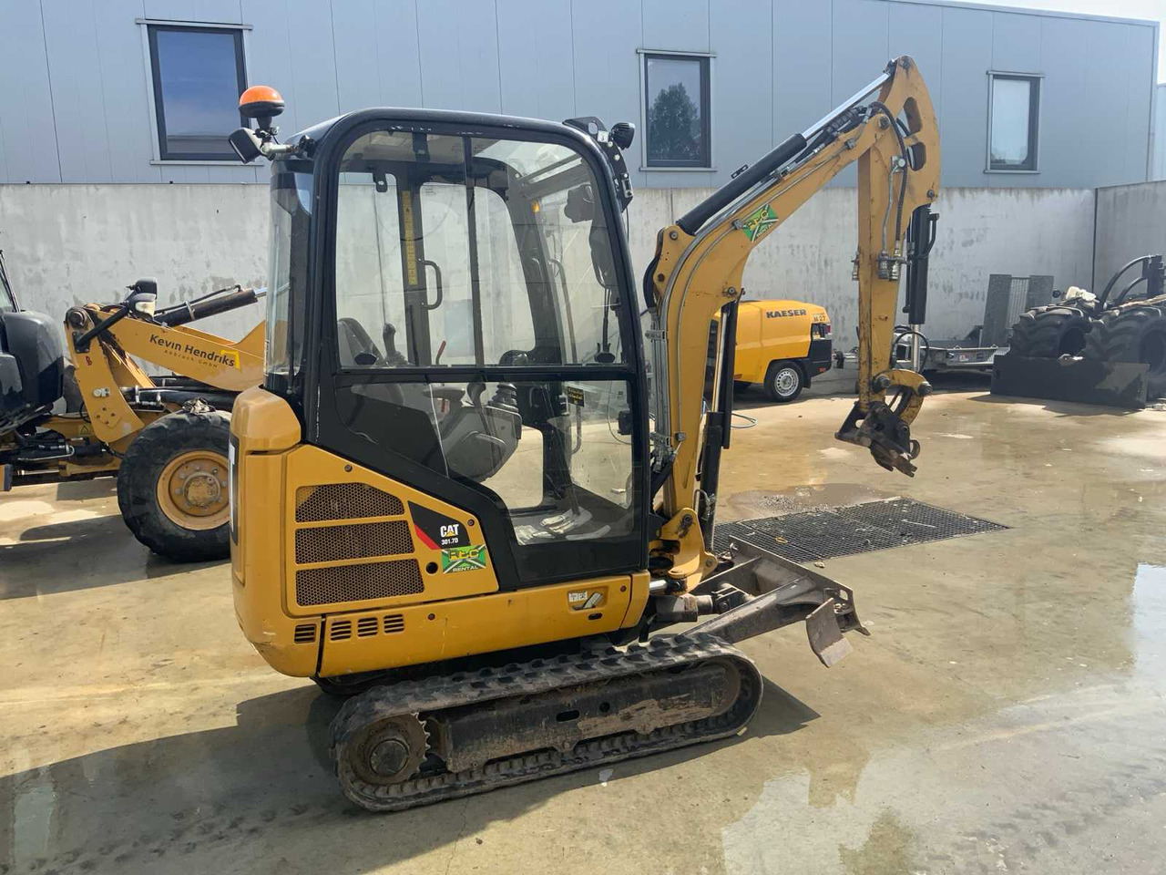 Caterpillar 301.7D - Ekskavator mini: gambar 3 Caterpillar 301.7D - Ekskavator mini: gambar 3