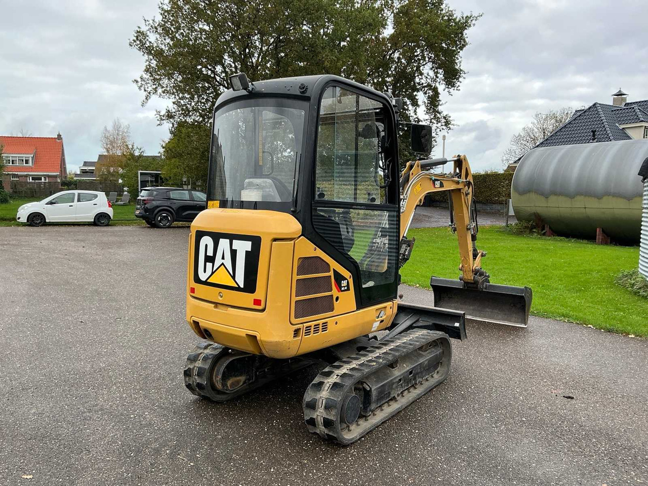 Caterpillar 302.4D - Ekskavator mini: gambar 5 Caterpillar 302.4D - Ekskavator mini: gambar 5