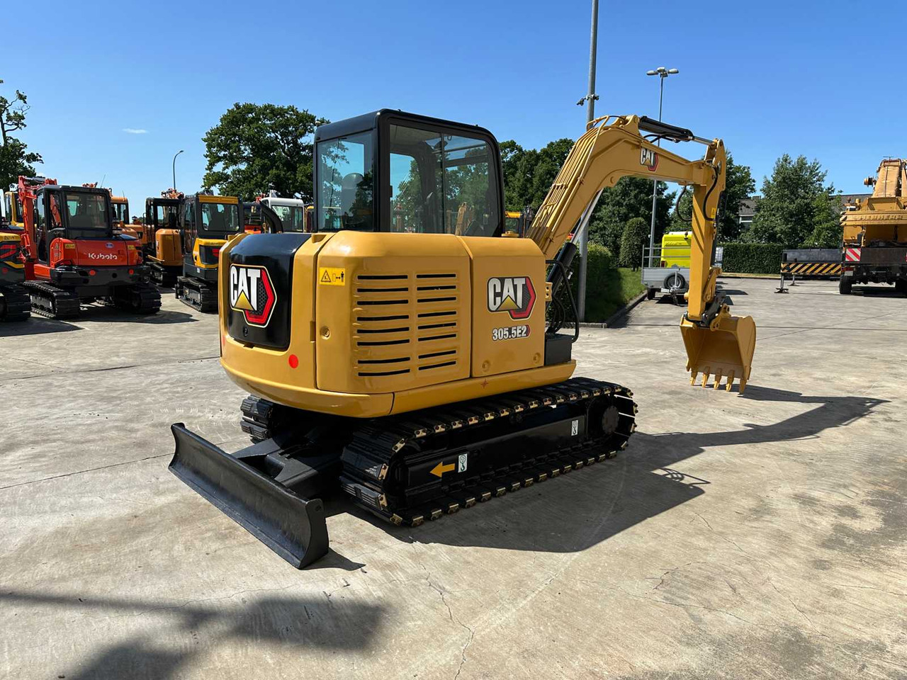 Caterpillar CATERPILLAR - 2018 - 305.5E2 - MIDI EXCAVATOR - Ekskavator perayap: gambar 4 Caterpillar CATERPILLAR - 2018 - 305.5E2 - MIDI EXCAVATOR - Ekskavator perayap: gambar 4