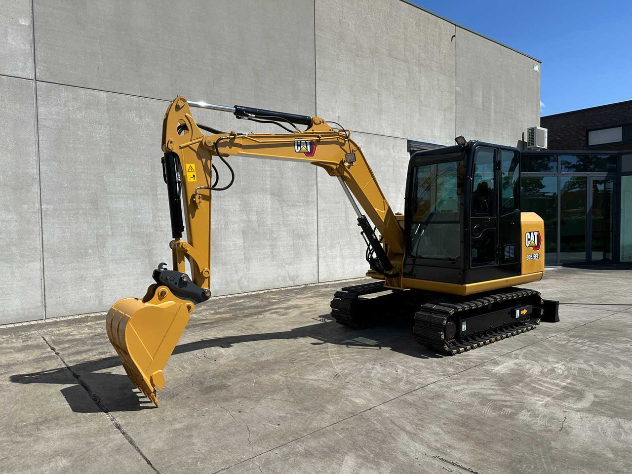 Caterpillar CATERPILLAR - 2018 - 305.5E2 - MIDI EXCAVATOR - Ekskavator perayap: gambar 1 Caterpillar CATERPILLAR - 2018 - 305.5E2 - MIDI EXCAVATOR - Ekskavator perayap: gambar 1