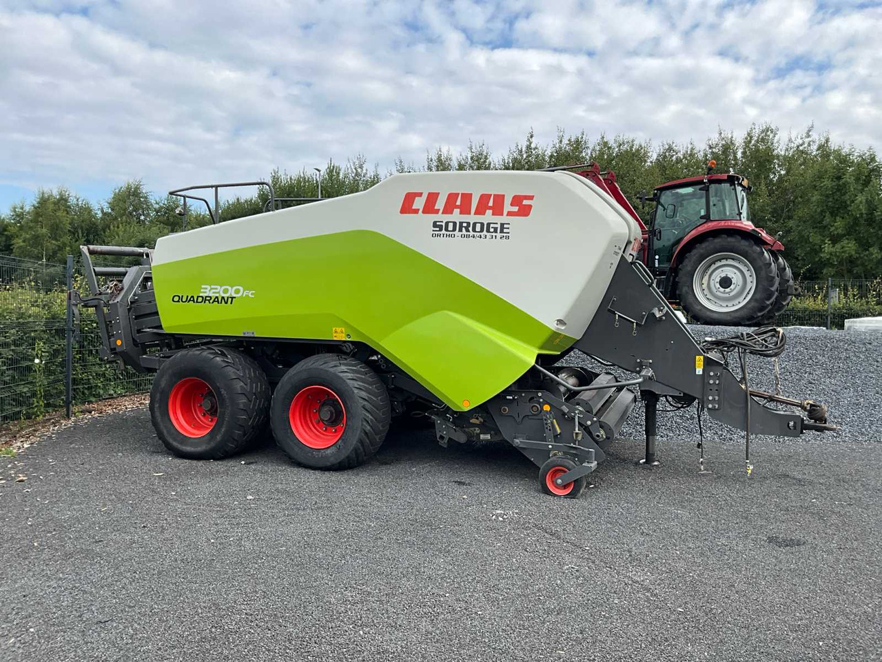 Claas 3200FC - Baler persegi: gambar 4 Claas 3200FC - Baler persegi: gambar 4