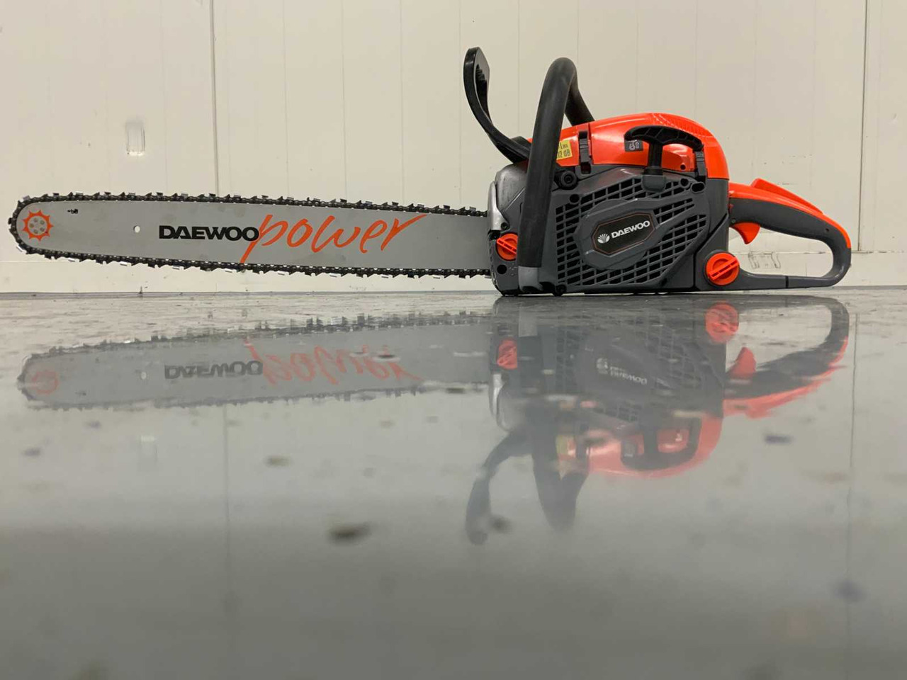 Daewoo DCS6524 - Peralatan kebun: gambar 4 Daewoo DCS6524 - Peralatan kebun: gambar 4