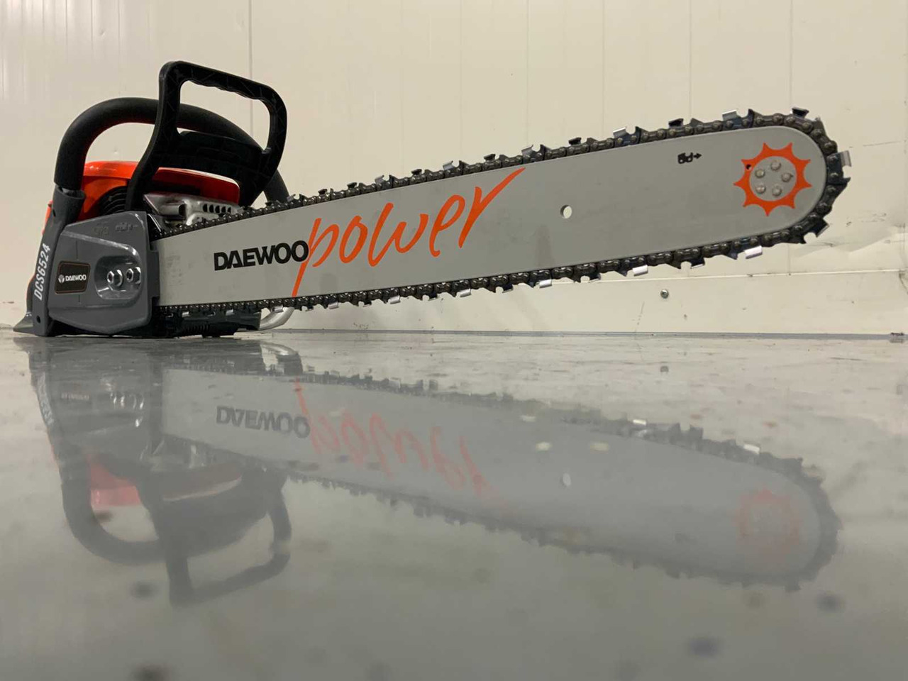 Daewoo DCS6524 - Peralatan kebun: gambar 3 Daewoo DCS6524 - Peralatan kebun: gambar 3