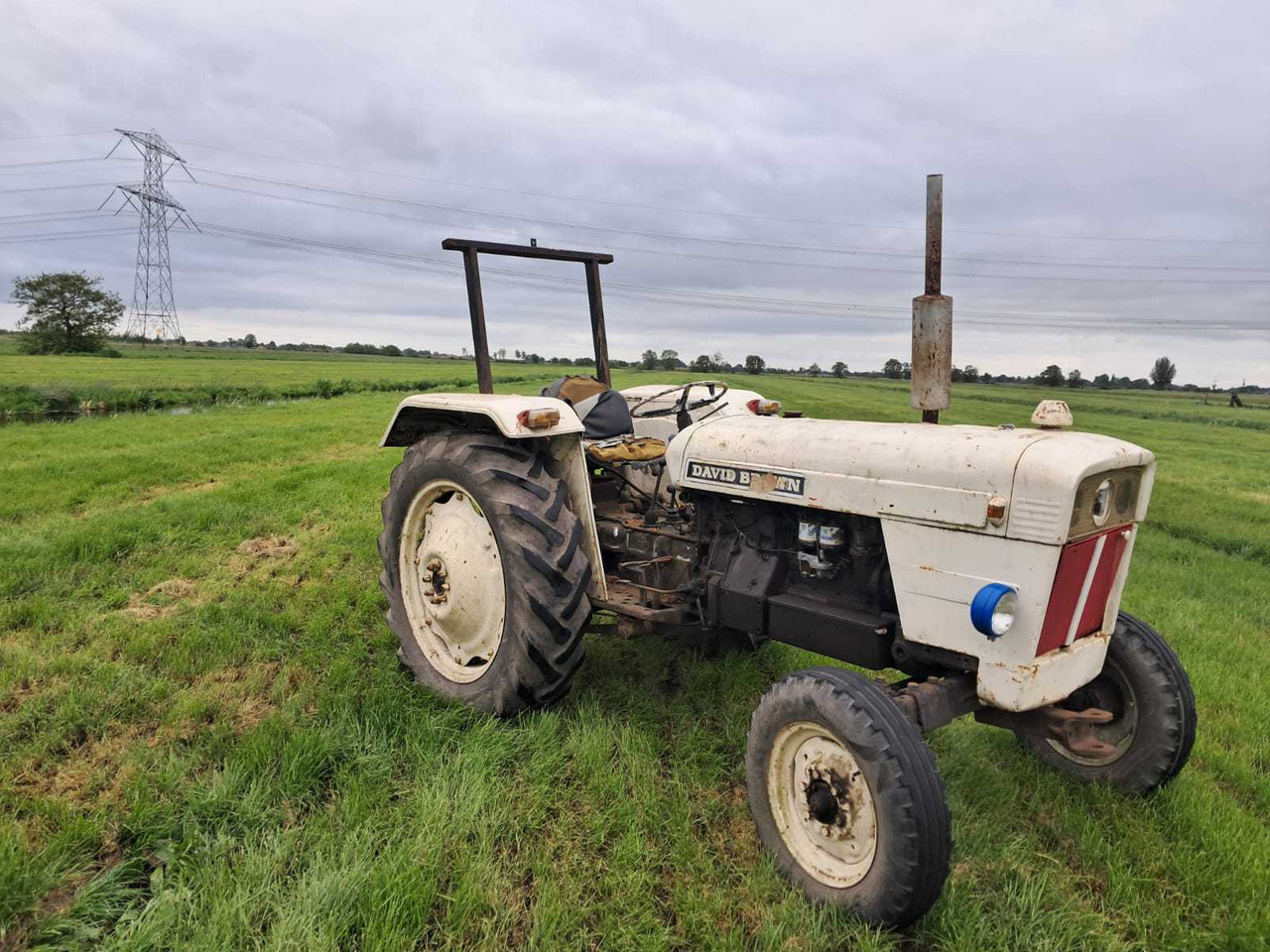 David Brown 880 - Traktor: gambar 2 David Brown 880 - Traktor: gambar 2
