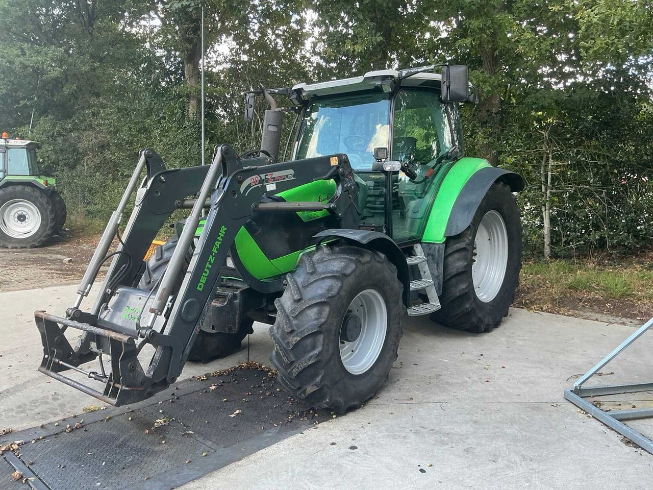 Deutz-Fahr Agrotron K 410 - Traktor: gambar 1 Deutz-Fahr Agrotron K 410 - Traktor: gambar 1