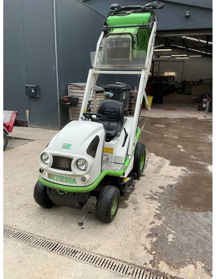 Etesia Buffalo - Mesin pemotong rumput: gambar 1 Etesia Buffalo - Mesin pemotong rumput: gambar 1