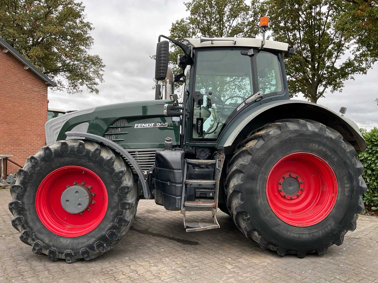 Fendt 936 - Traktor: gambar 2 Fendt 936 - Traktor: gambar 2