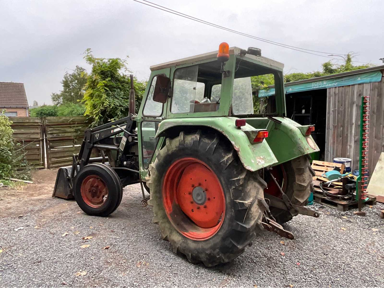 Fendt Farmer 106S Turbomatik - Traktor: gambar 3 Fendt Farmer 106S Turbomatik - Traktor: gambar 3