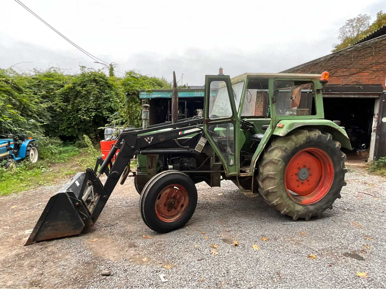 Fendt Farmer 106S Turbomatik - Traktor: gambar 2 Fendt Farmer 106S Turbomatik - Traktor: gambar 2
