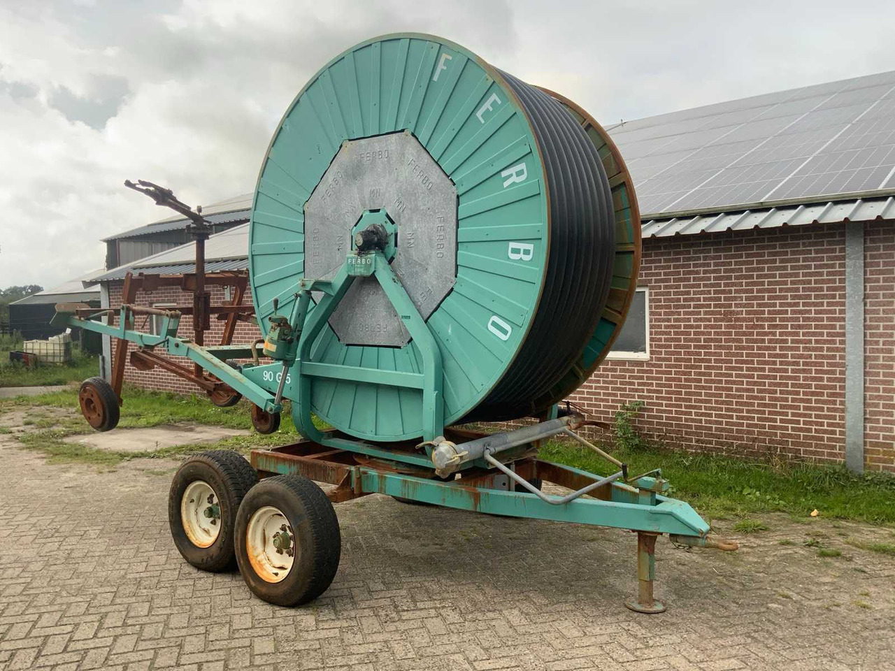 Ferbo Strut 90 G/5 - Sistem irigasi: gambar 3 Ferbo Strut 90 G/5 - Sistem irigasi: gambar 3