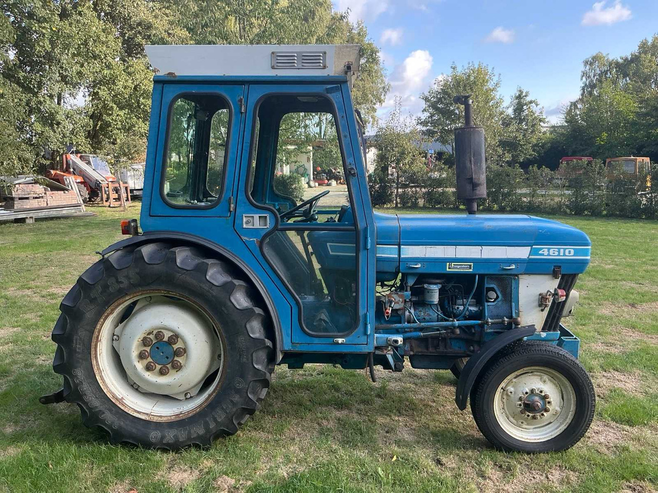 Ford 4610 - Traktor: gambar 3 Ford 4610 - Traktor: gambar 3