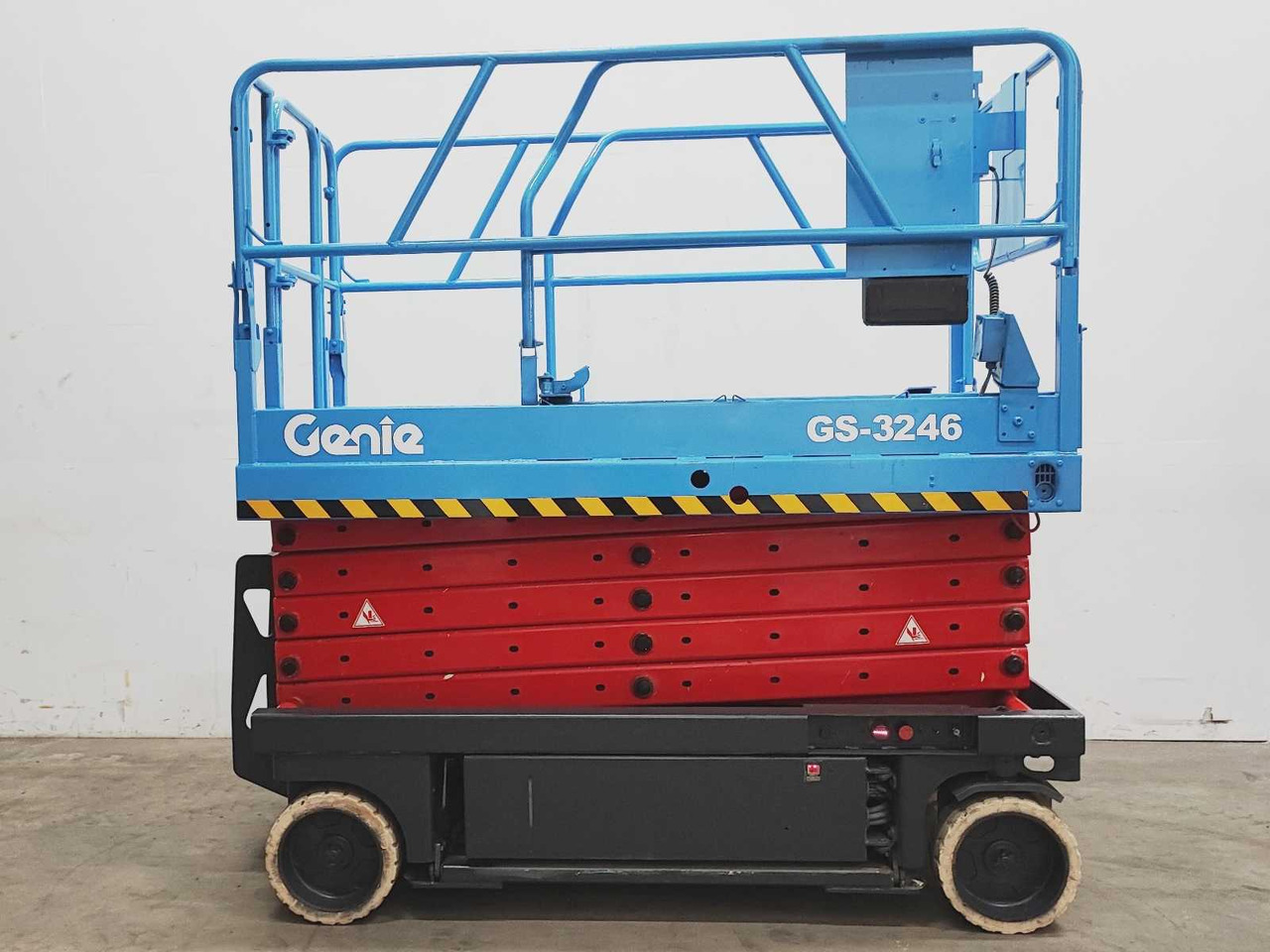 Genie GS-3246 - Platform pengangkat: gambar 1 Genie GS-3246 - Platform pengangkat: gambar 1
