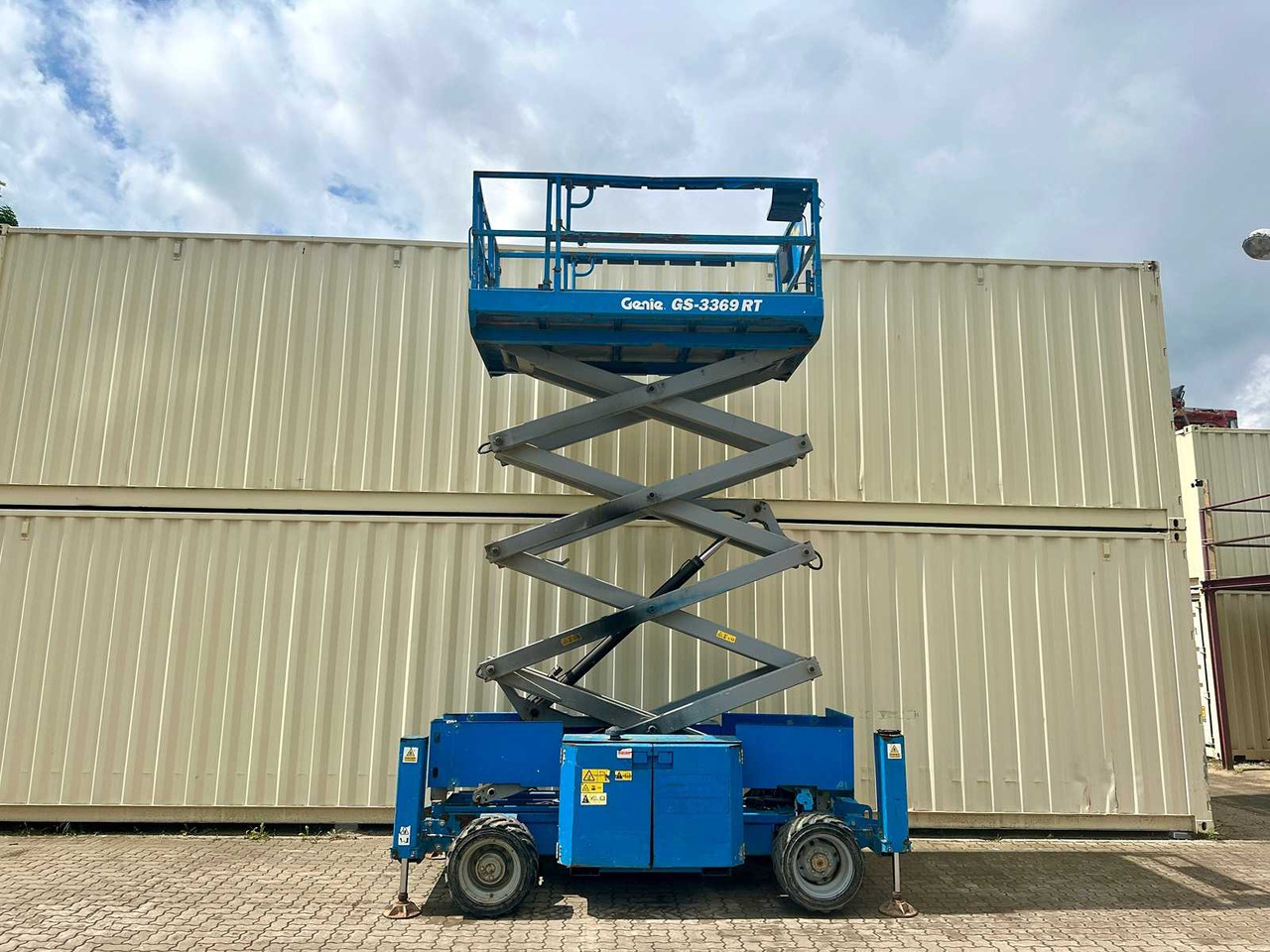 Genie GS3369RT 4x4 - Platform pengangkat: gambar 3 Genie GS3369RT 4x4 - Platform pengangkat: gambar 3