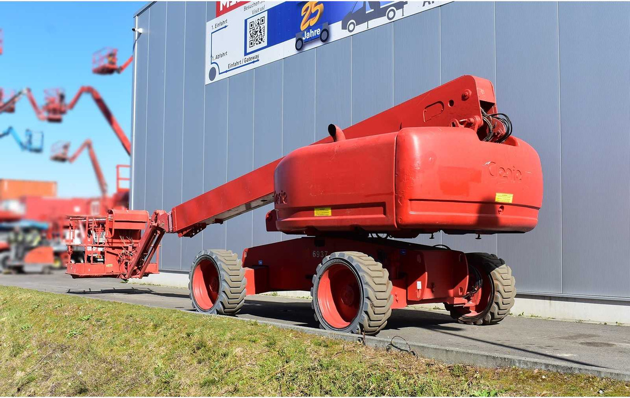 Platform pengangkat Genie S65: gambar 12