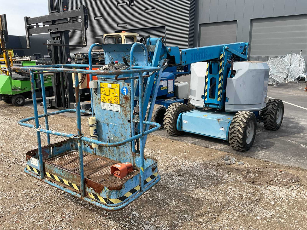 Genie Z-34/22 - Platform pengangkat: gambar 1 Genie Z-34/22 - Platform pengangkat: gambar 1