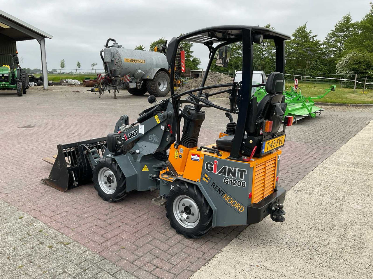 Giant G1200 - Wheel loader: gambar 2 Giant G1200 - Wheel loader: gambar 2