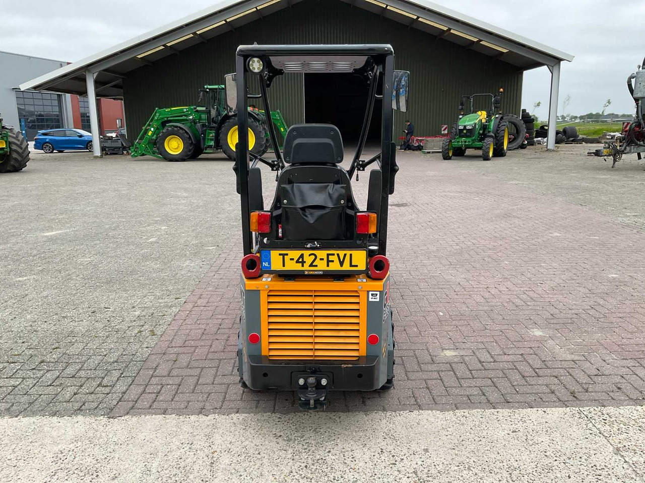 Giant G1200 - Wheel loader: gambar 3 Giant G1200 - Wheel loader: gambar 3