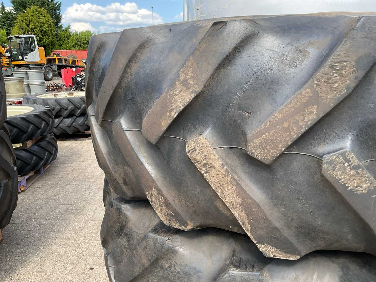 Goodyear - Roda/ Ban untuk Traktor: gambar 2 Goodyear - Roda/ Ban untuk Traktor: gambar 2