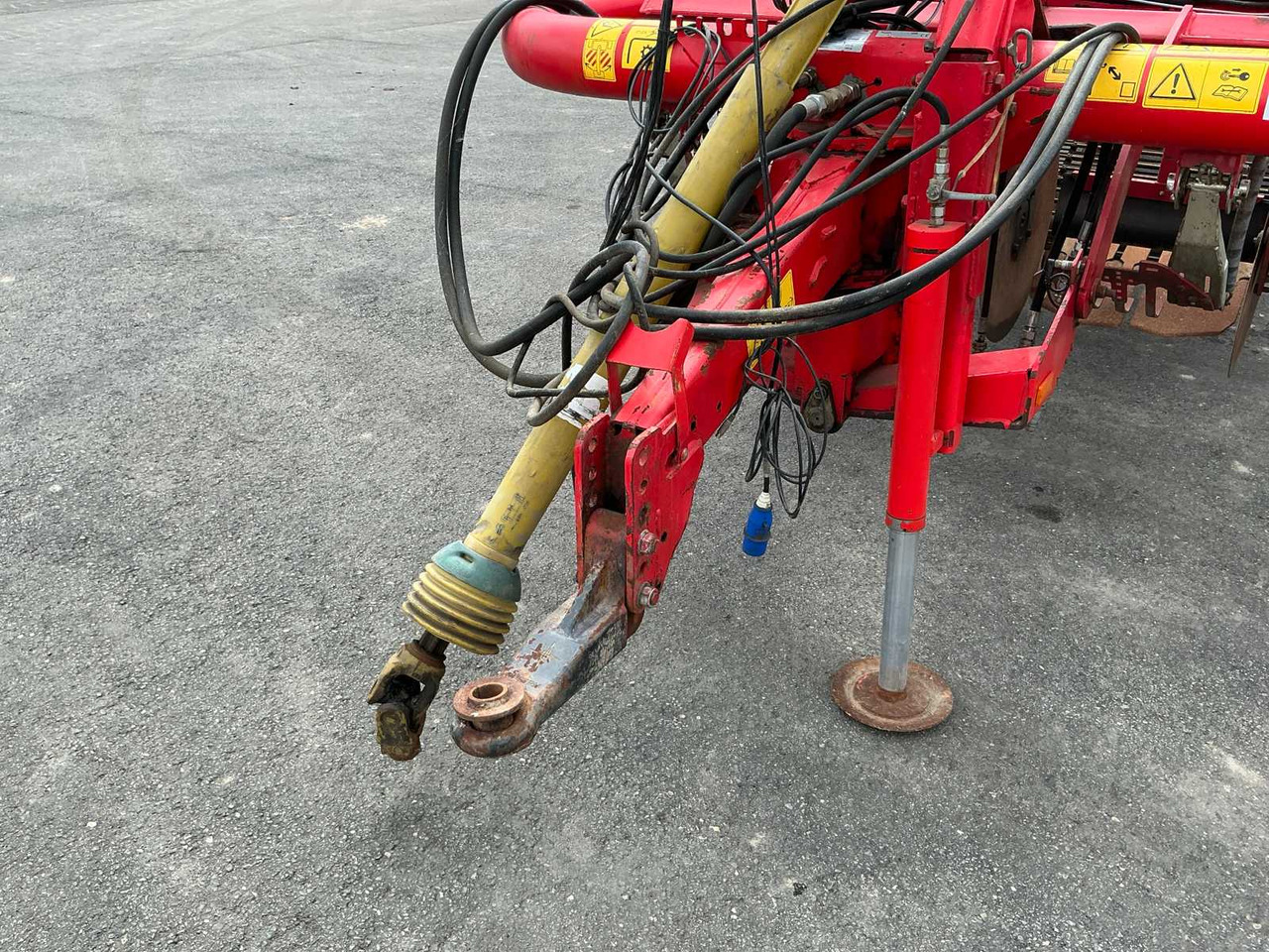 Grimme GT 170 S - Mesin pemanen kentang: gambar 5 Grimme GT 170 S - Mesin pemanen kentang: gambar 5