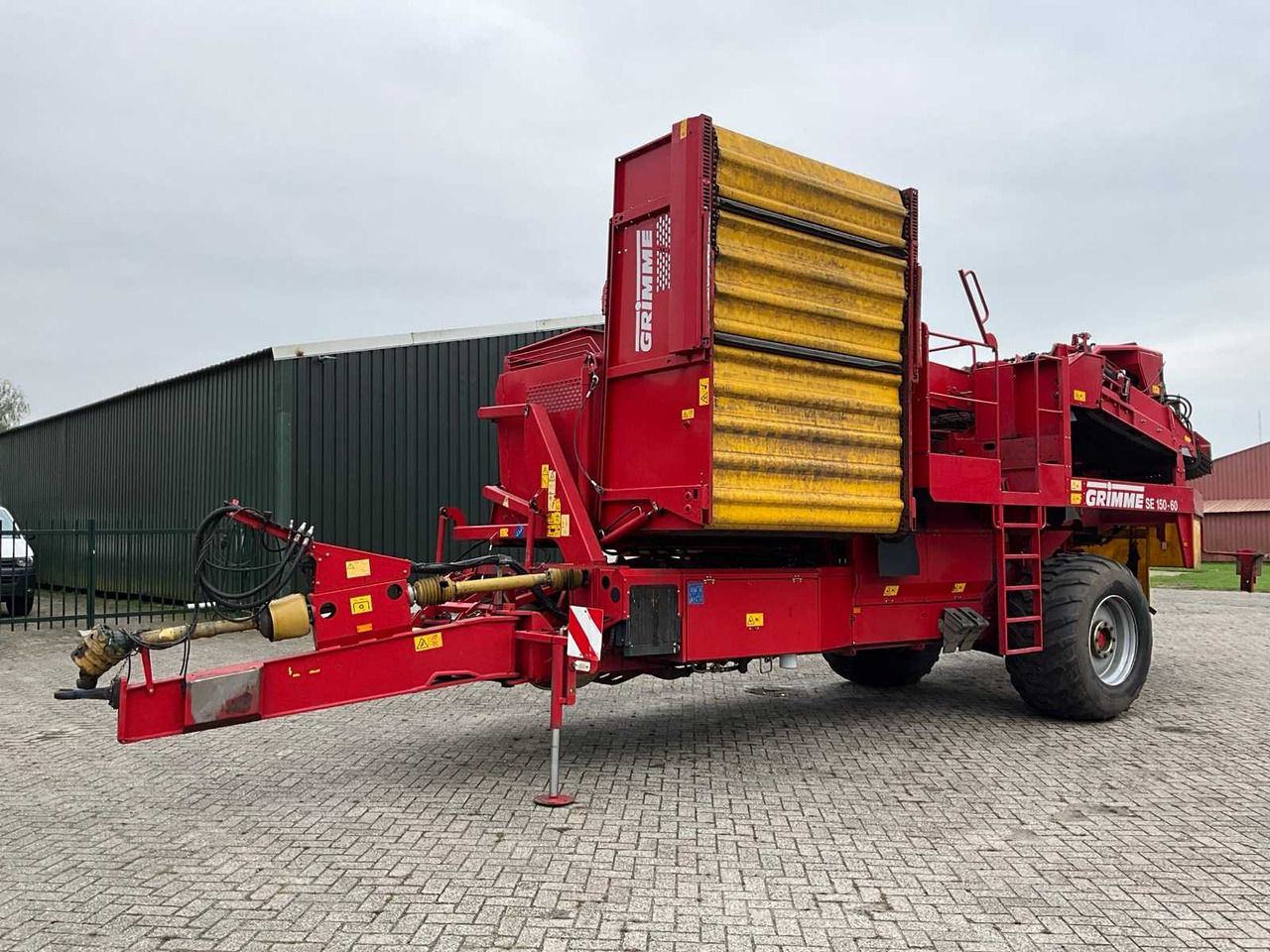 Grimme SE 150-60 - Mesin pemanen kentang: gambar 1 Grimme SE 150-60 - Mesin pemanen kentang: gambar 1