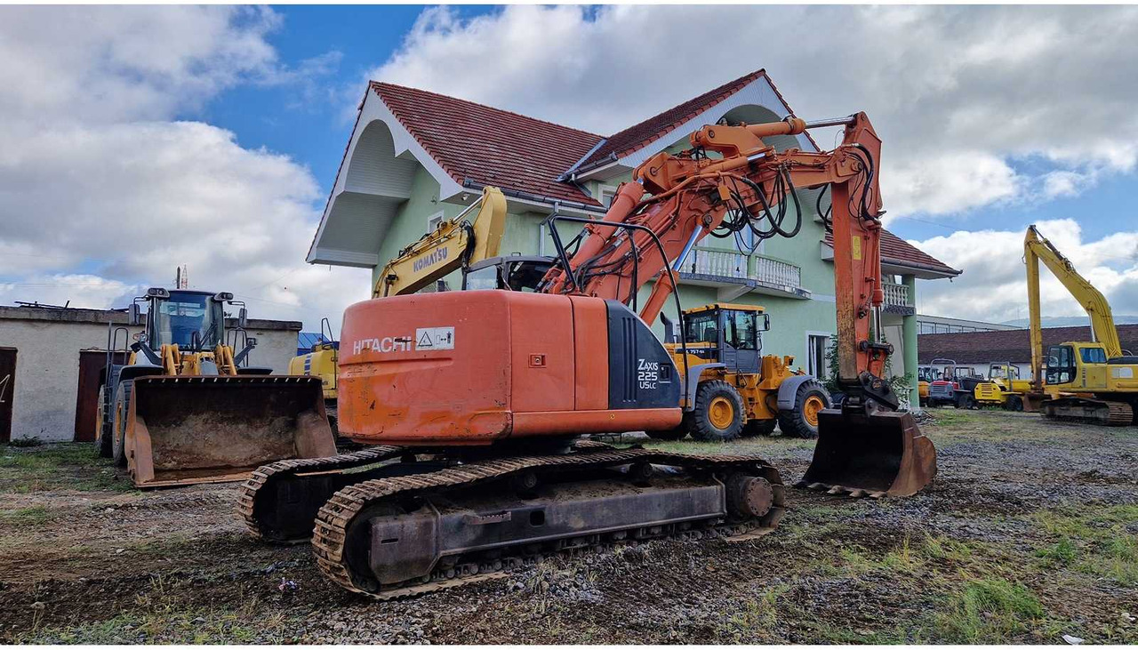 Ekskavator perayap HITACHI 2009 HITACHI ZX225USLC TRACKED EXCAVATOR: gambar 9 Ekskavator perayap HITACHI 2009 HITACHI ZX225USLC TRACKED EXCAVATOR: gambar 9