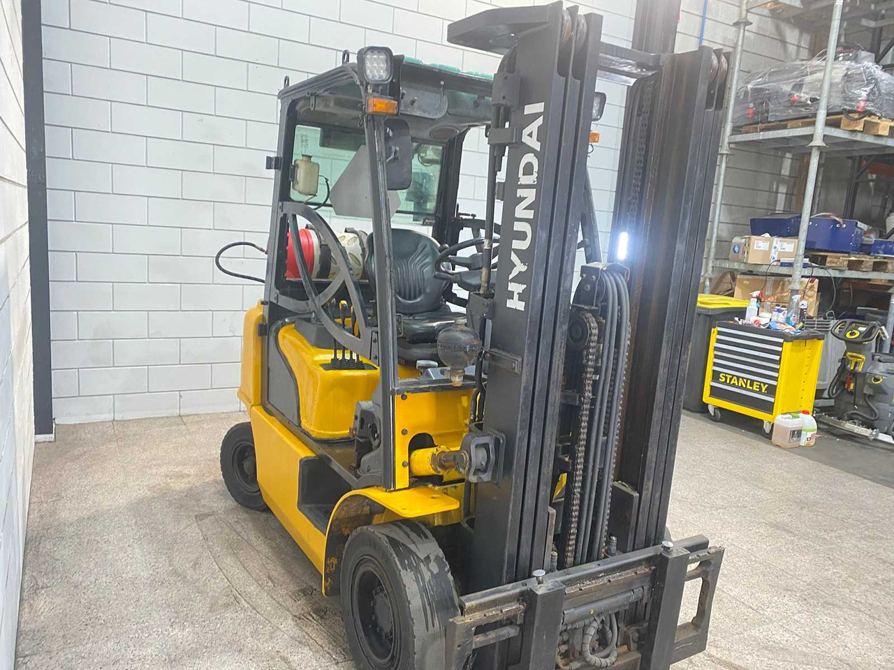 HYUNDAI - 2012 - 25L-7A - FORKLIFT TRUCK - Forklift: gambar 4 HYUNDAI - 2012 - 25L-7A - FORKLIFT TRUCK - Forklift: gambar 4