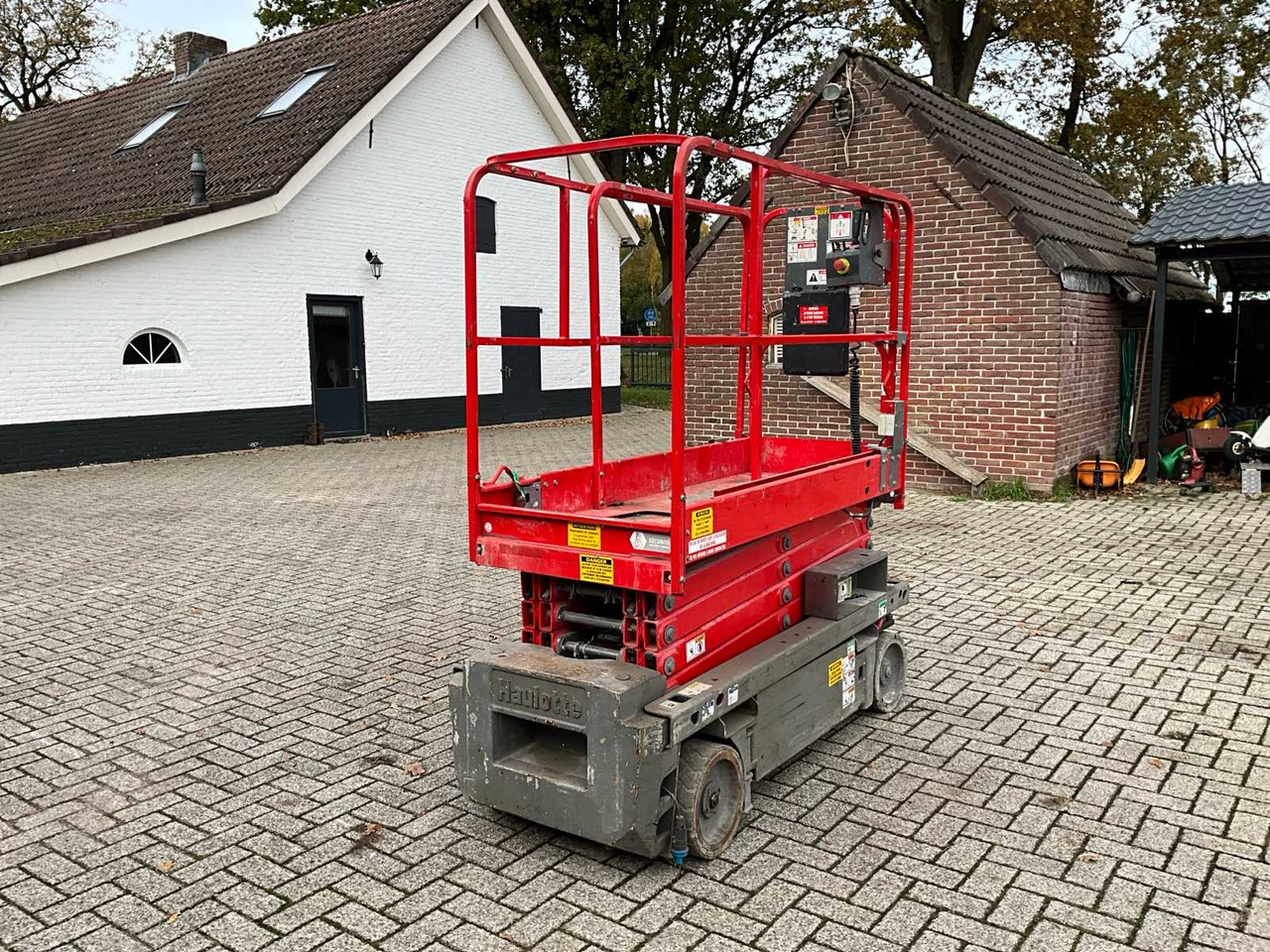 Haulotte Scissors - Platform pengangkat: gambar 5 Haulotte Scissors - Platform pengangkat: gambar 5