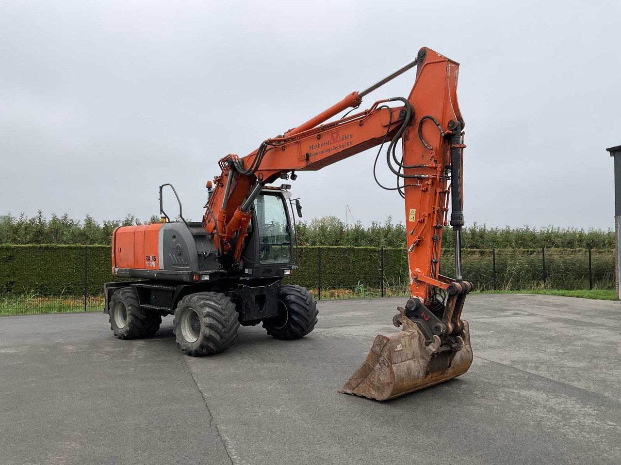 Hitachi ZX-170W-3 - Ekskavator roda: gambar 1 Hitachi ZX-170W-3 - Ekskavator roda: gambar 1