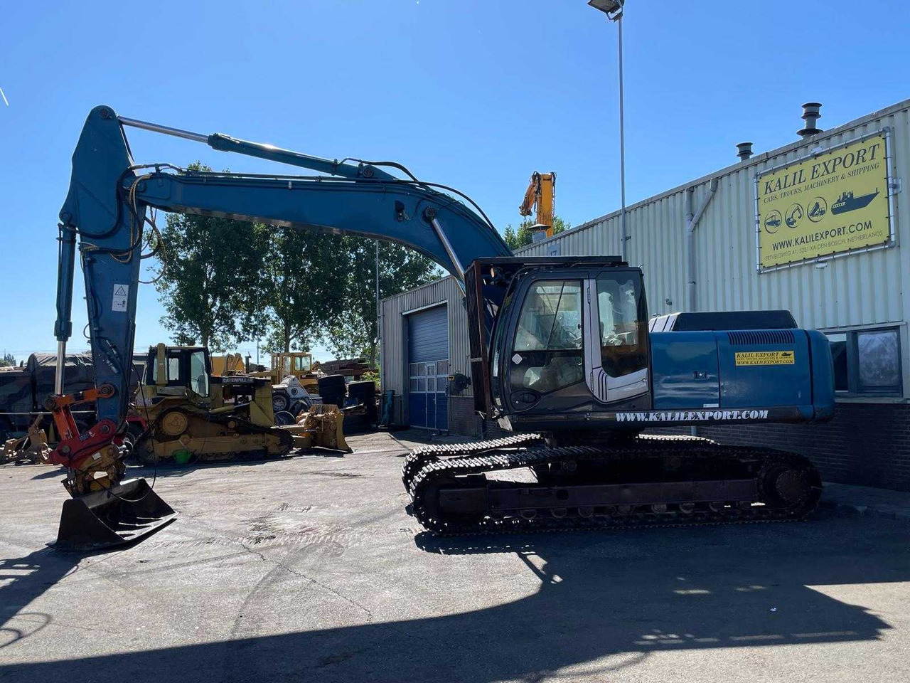 Hitachi ZX250LCN-3 - Ekskavator perayap: gambar 1 Hitachi ZX250LCN-3 - Ekskavator perayap: gambar 1