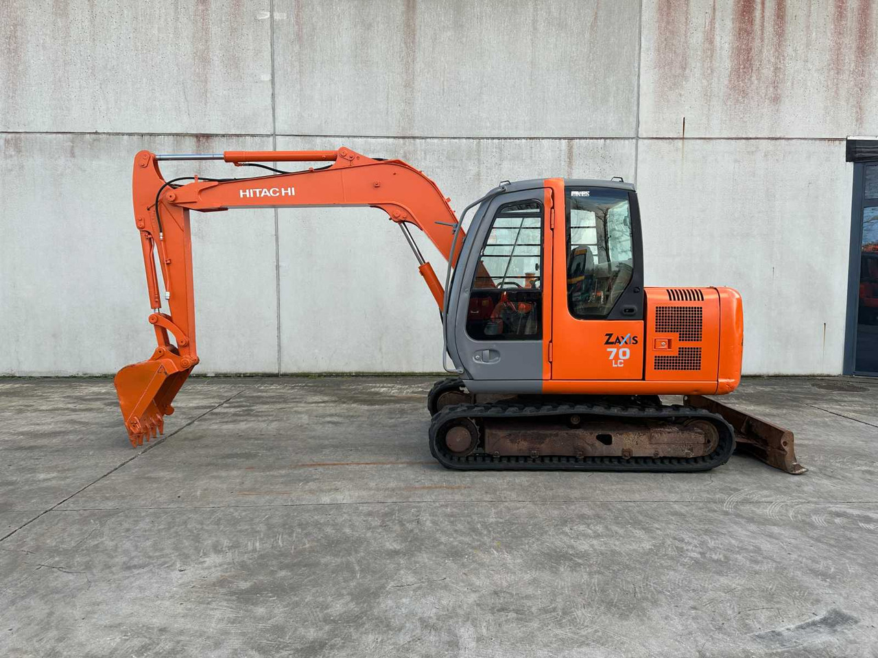 Ekskavator perayap Hitachi ZX70LC: gambar 7