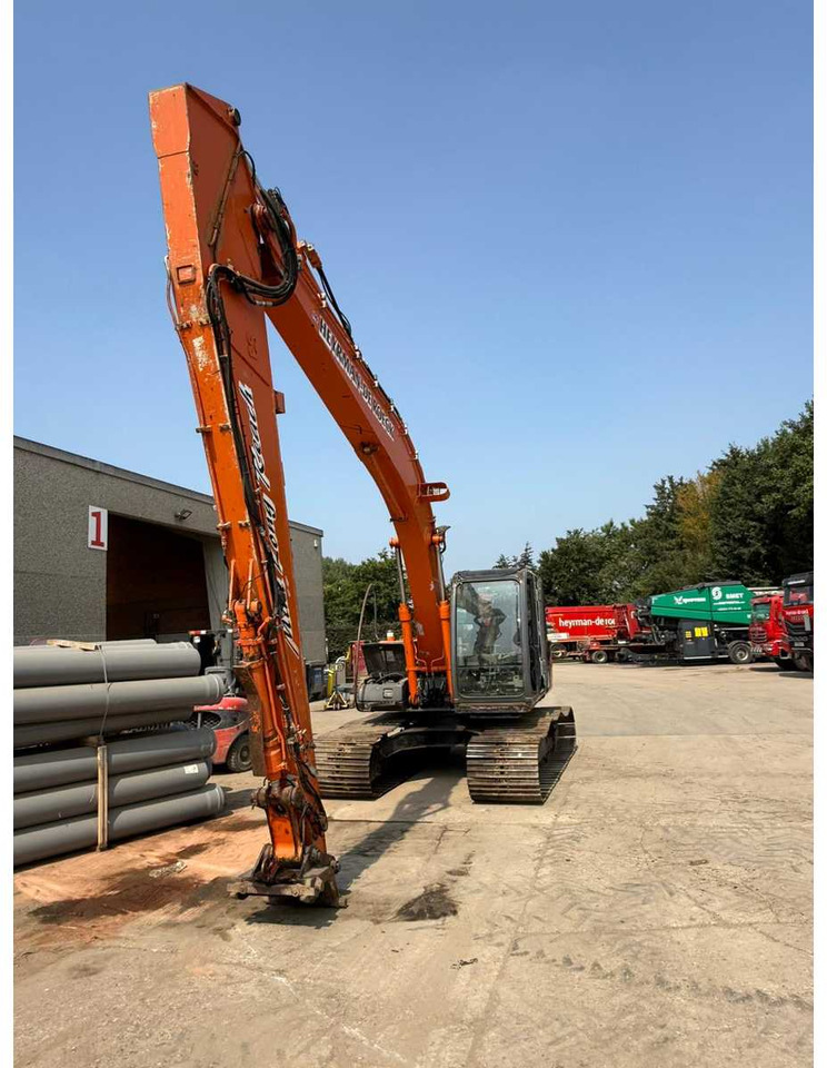 Hitachi Zaxis 130LCN-3 - Ekskavator perayap: gambar 2 Hitachi Zaxis 130LCN-3 - Ekskavator perayap: gambar 2