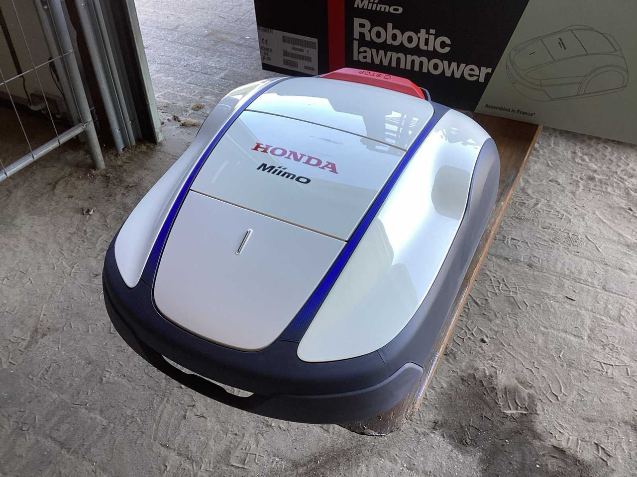 Honda HRM 1000 - Mesin pemotong rumput: gambar 2 Honda HRM 1000 - Mesin pemotong rumput: gambar 2
