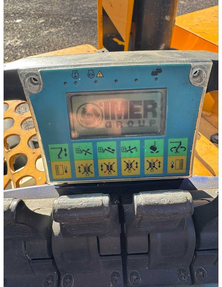 IMER - 2014 - IMR15 - SPIDER BOOM LIFT - Platform pengangkat: gambar 2 IMER - 2014 - IMR15 - SPIDER BOOM LIFT - Platform pengangkat: gambar 2