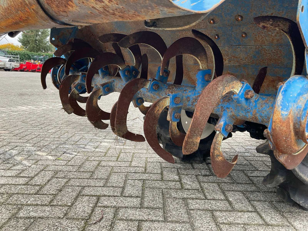 Traktor kompak Iseki Landhope 145: gambar 14 Traktor kompak Iseki Landhope 145: gambar 14