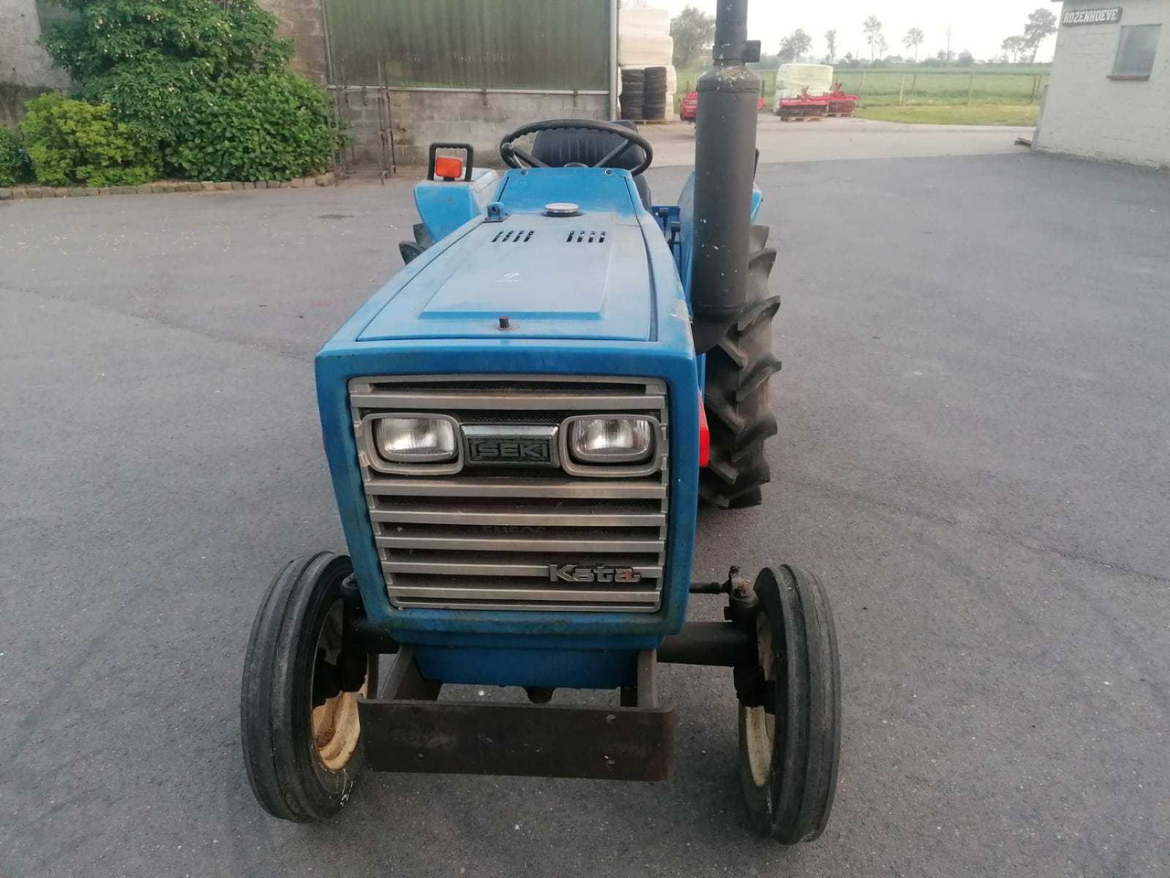 Iseki TL1900 - Traktor kompak: gambar 2 Iseki TL1900 - Traktor kompak: gambar 2