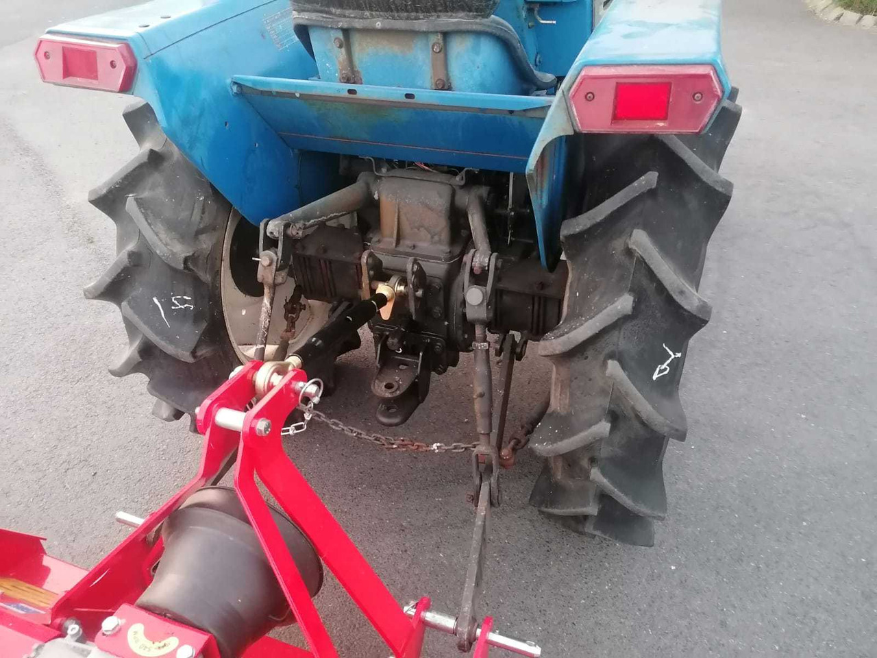 Iseki TL1900 - Traktor kompak: gambar 5 Iseki TL1900 - Traktor kompak: gambar 5