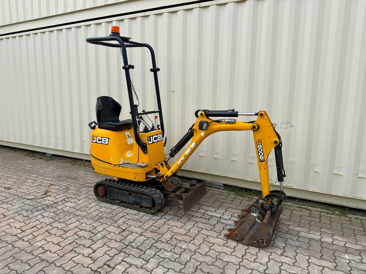 JCB - 8008 CTS - 2021 - MINI EXCAVATOR - Ekskavator mini: gambar 5 JCB - 8008 CTS - 2021 - MINI EXCAVATOR - Ekskavator mini: gambar 5