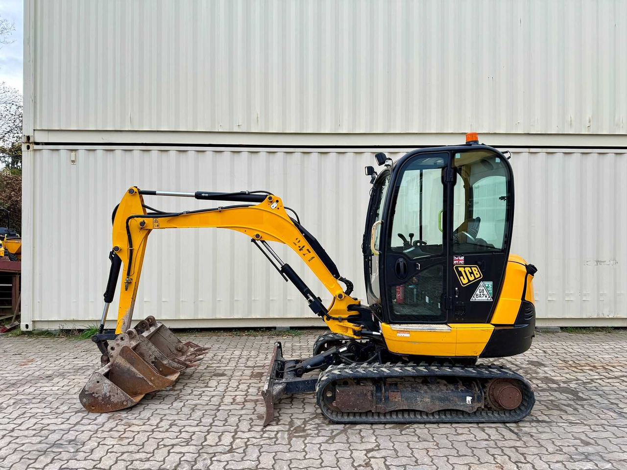 JCB - 8026 CTS - 2021 - MINI EXCAVATOR - Ekskavator mini: gambar 4 JCB - 8026 CTS - 2021 - MINI EXCAVATOR - Ekskavator mini: gambar 4