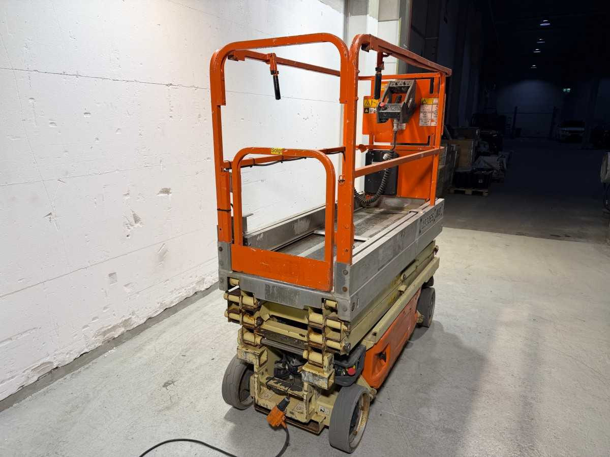 JLG - 2008 - 1930ES - AERIAL PLATFORM - Platform pengangkat: gambar 2 JLG - 2008 - 1930ES - AERIAL PLATFORM - Platform pengangkat: gambar 2